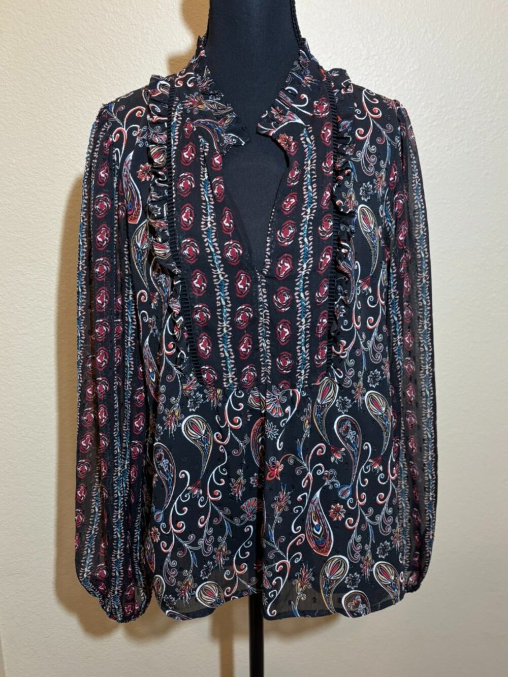 Joy Joy Ladies Black Red Blouse Paisley Ruffles V-Neck Long Sleeve Size L